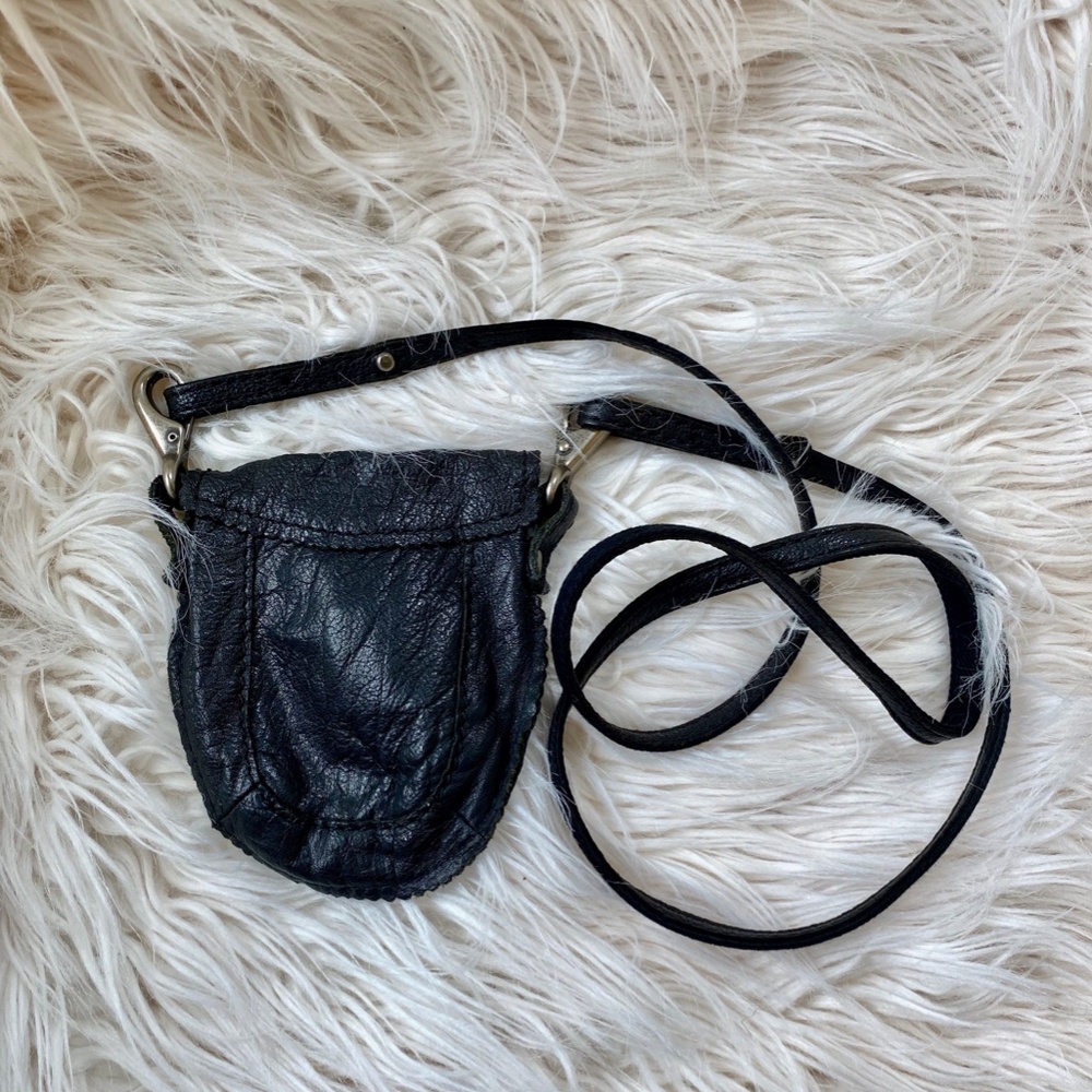 Lucky Brand Mini Black Leather Crossbody Bag - Picture 2 of 7